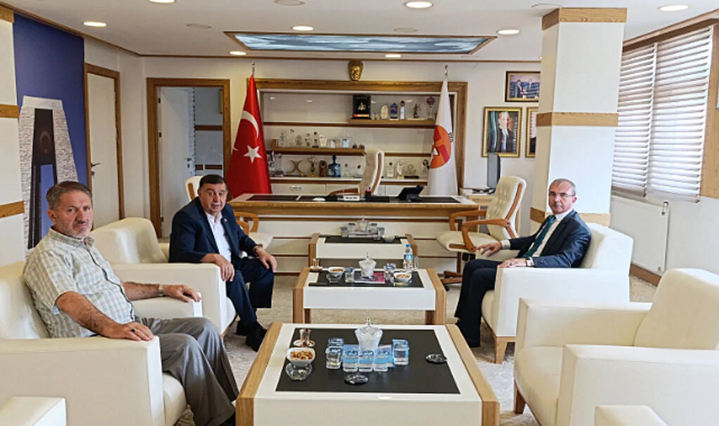 Samsun Milletvekili Orhan Kırcalı'dan Havza Belediye Başkanı İkiz’e Taziye Ziyareti