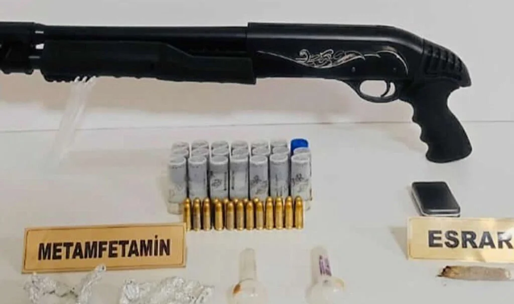 Samsun Polisinden İl Genelinde Şok Uygulama: 20 Kişiye Adli İşlem