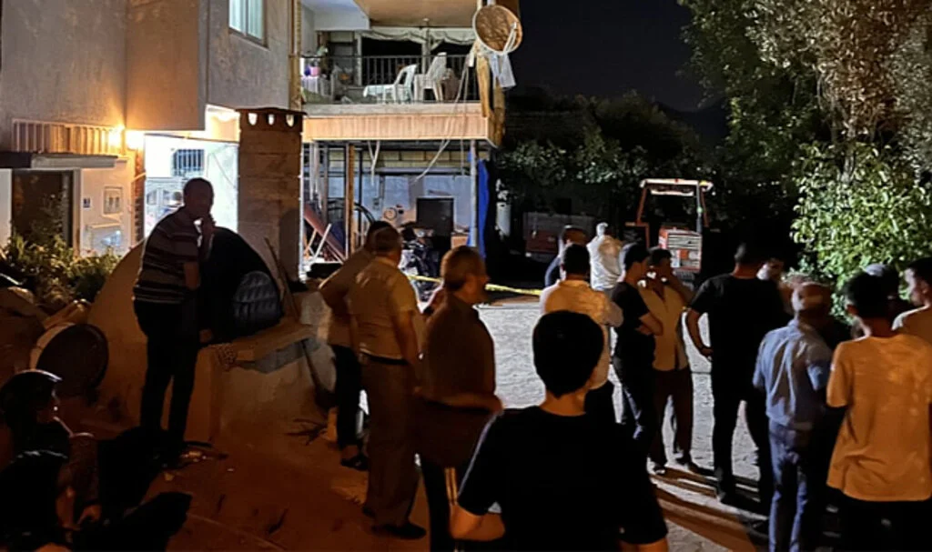 Televizyon tamircisi dehşet saçtı: 4 yaralı