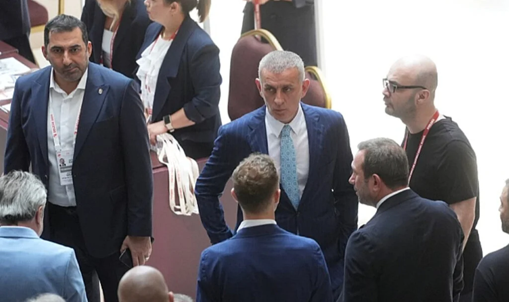 TFF Olağan Mali ve Seçimli Genel Kurul Toplantısı'nda Gerginlik: Divan Başkanlığı Seçiminde Tansiyon Yükseldi