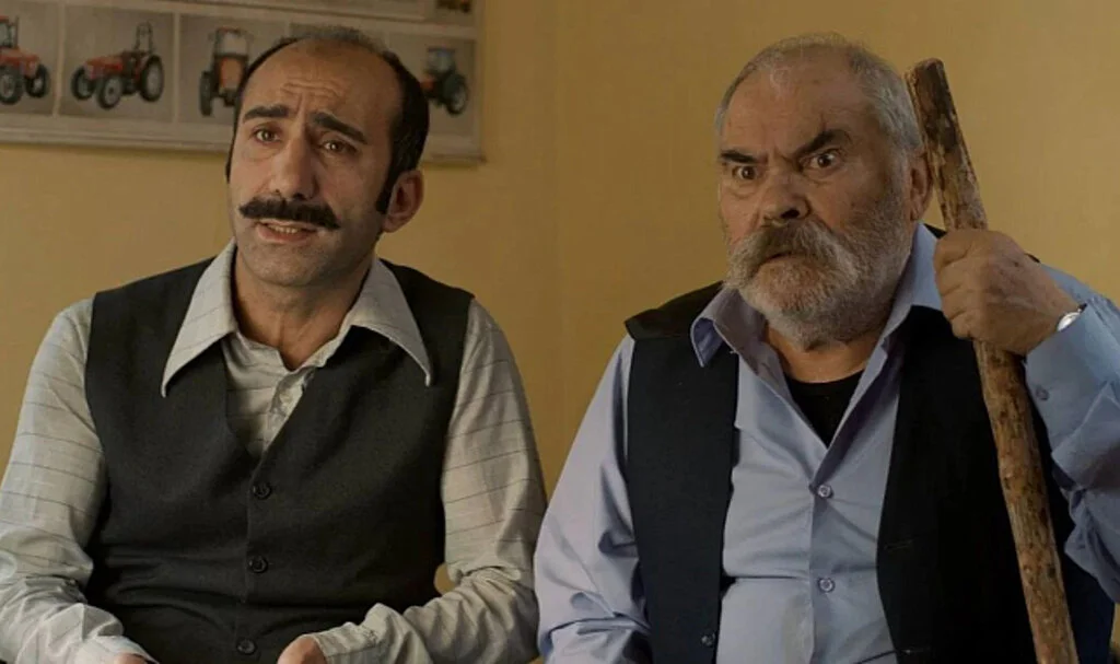 Tiyatro Sanatçısı Şener Kökkaya 82 Yaşında Hayatını Kaybetti