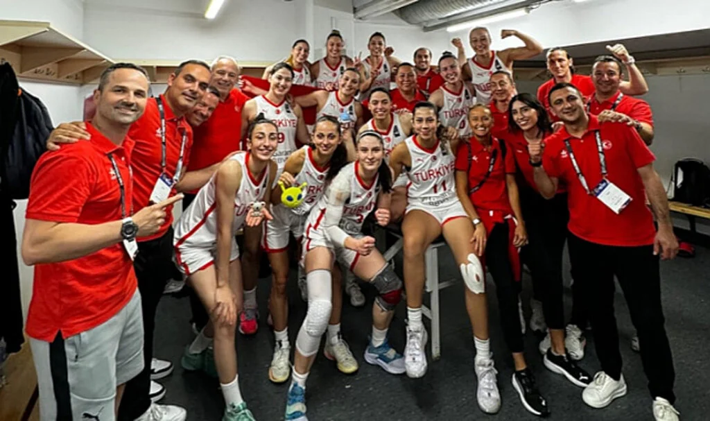 Türkiye, Avrupa Şampiyonası'nda Çeyrek Finalde