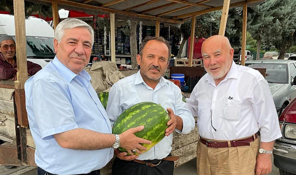 Vezirköprü Karpuzu Pazara Çıktı