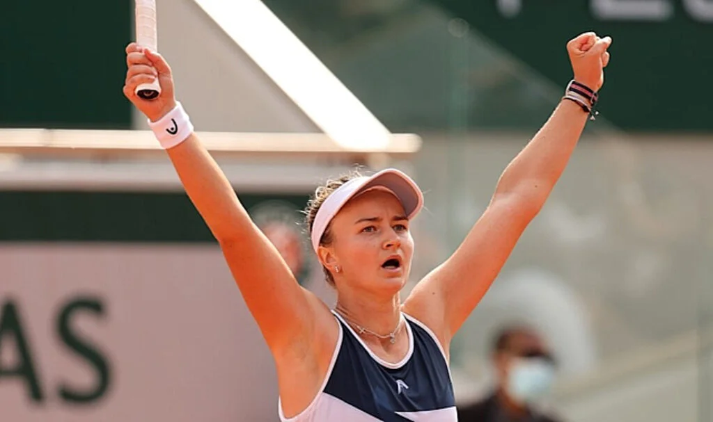 Wimbledon'da Tek Kadınlarda Krejcikova Şampiyon Oldu