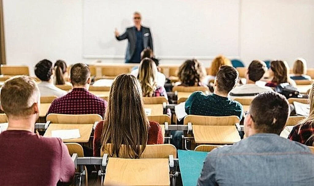YÖK'ten Vakıf Üniversitelerine Ücret Artışı Uyarısı