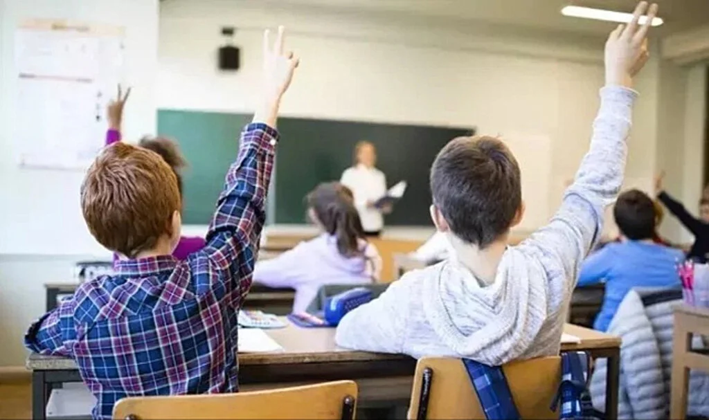 2024'te İlkokul 1. ve Ortaokul 5. Sınıf Şubeleri e-Okul'da Kurayla Belirlenecek