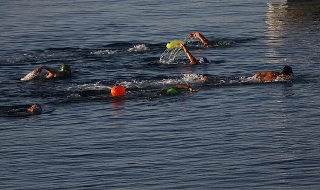 3. Gökçeada Açık Deniz Yüzme Maratonu Coşkuyla Başladı