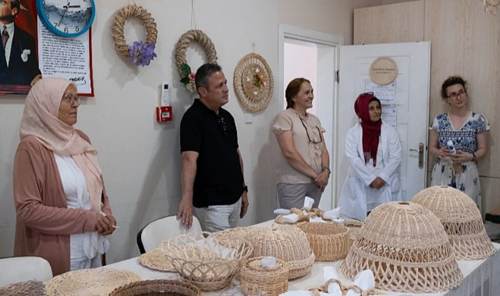AKSEM Kurslarına Yoğun İlgi: Kadınlar Ek Çalışma Alanları Talep Ediyor