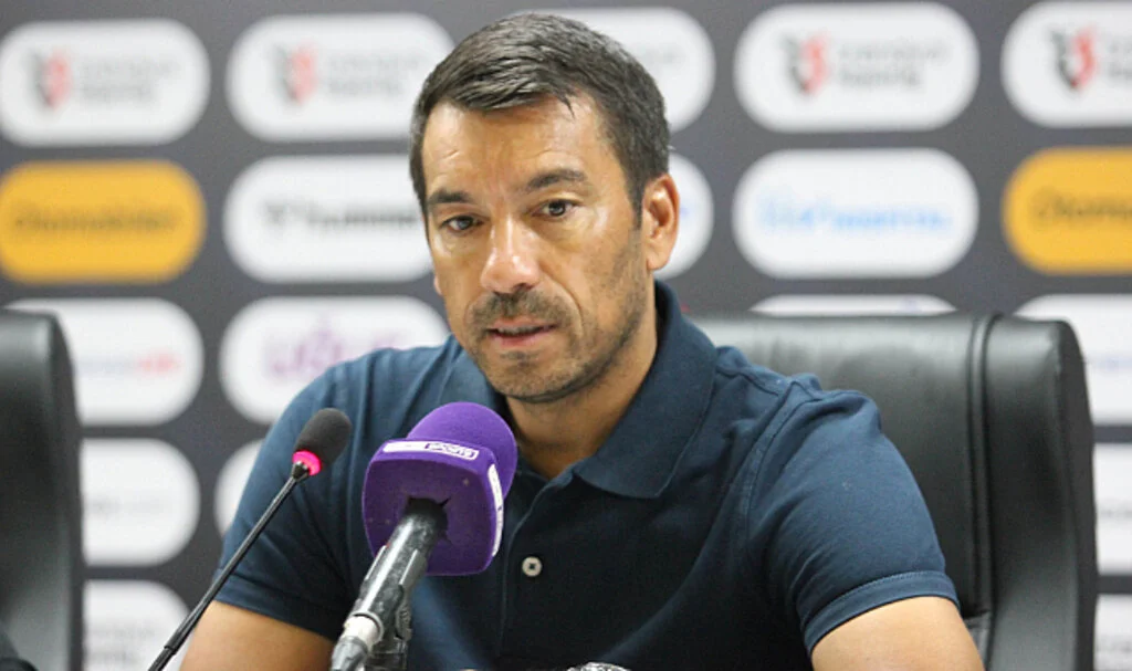 Beşiktaş'ta van Bronckhorst'tan Samsunspor Maçı Sonrası Açıklama
