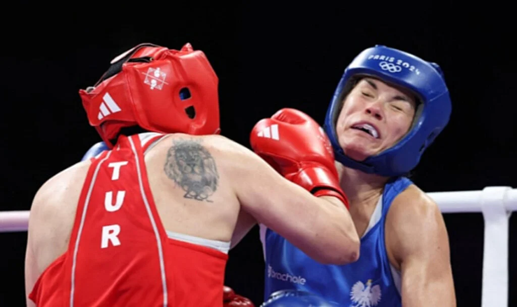 Busenaz Sürmeneli Paris 2024'te Çeyrek Finalde
