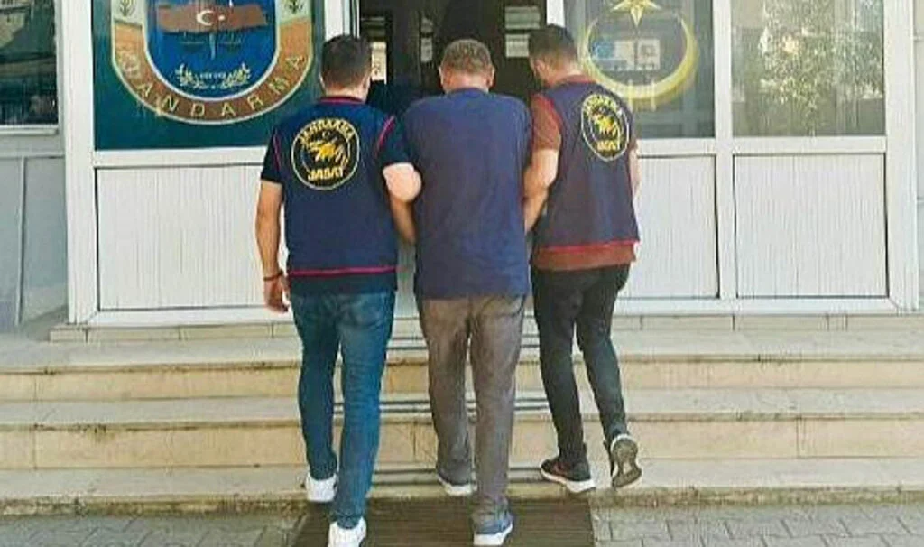 Çarşamba'da 10 Yıl 6 Ay Hapis Cezasıyla Aranan Şahıs Yakalandı