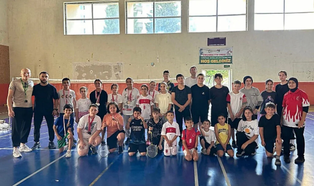 Çarşamba'da 30 Ağustos Zafer Bayramı Badminton Turnuvası Sona Erdi