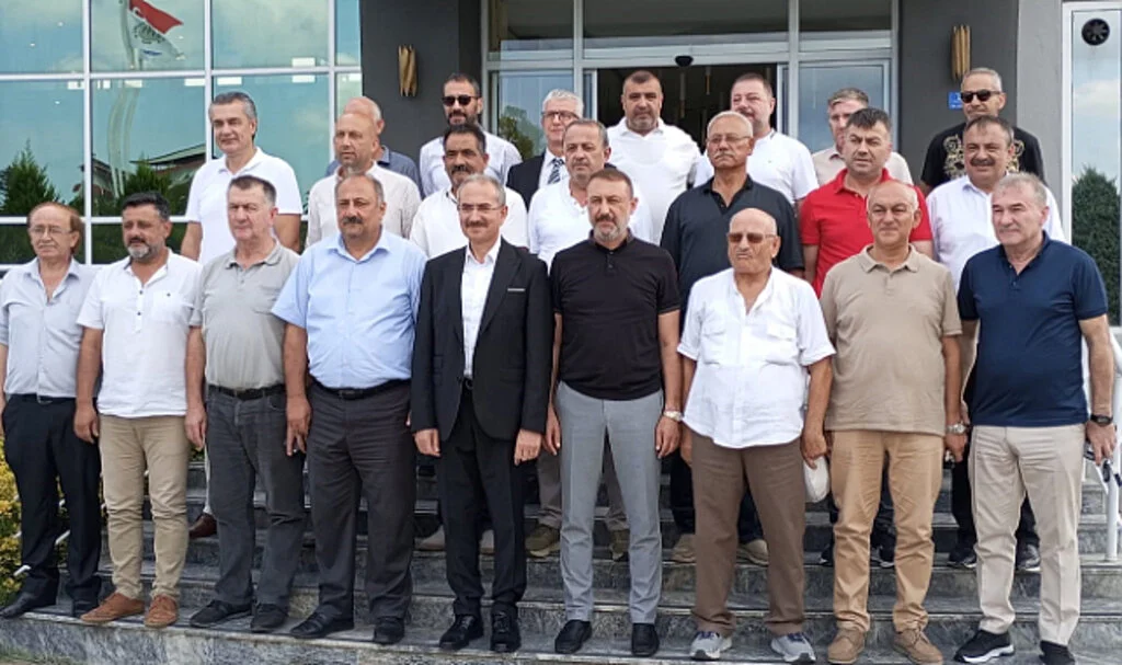Çarşamba ve Salıpazarı Belediye Başkanları Oda Başkanlarıyla Bir Araya Geldi