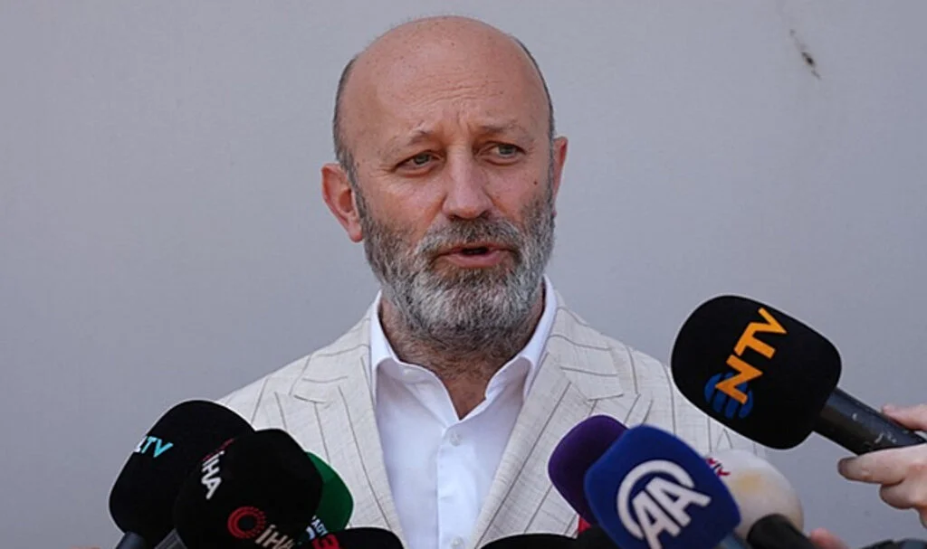 Cenk Ergün: "Zaha Ayrılmak İstedi, Görüşmeler Devam Ediyor"
