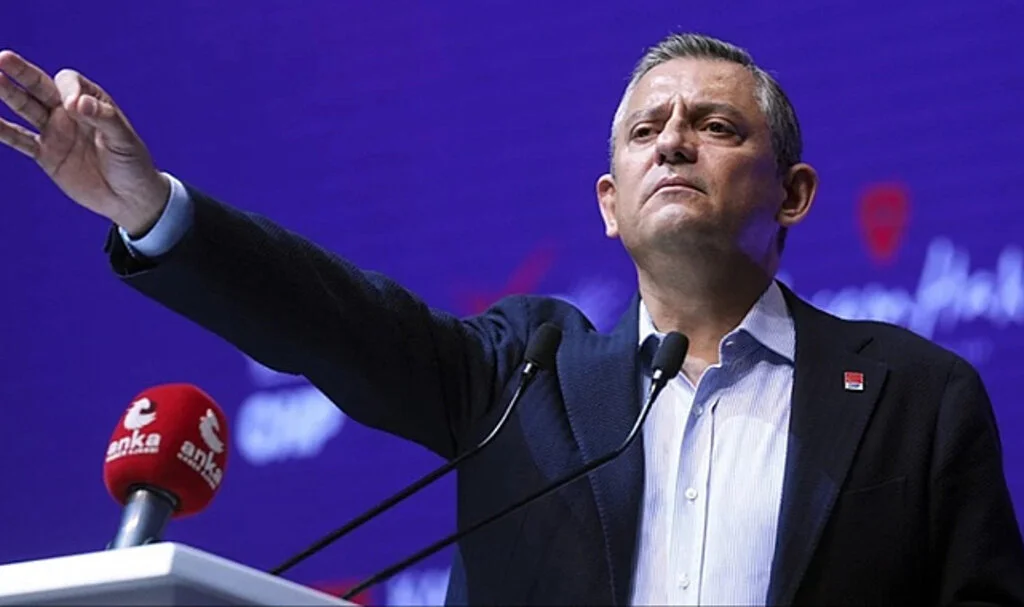 CHP, 6-9 Eylül Tarihleri Arasında Olağanüstü Kurultaya Gidecek