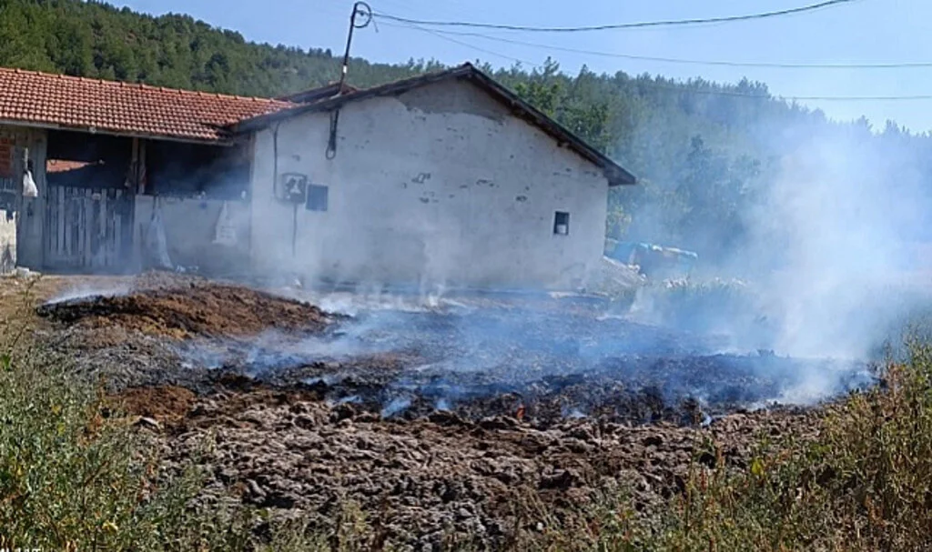 Çorum'da Gübre Yangını Ormana Sıçramadan Söndürüldü