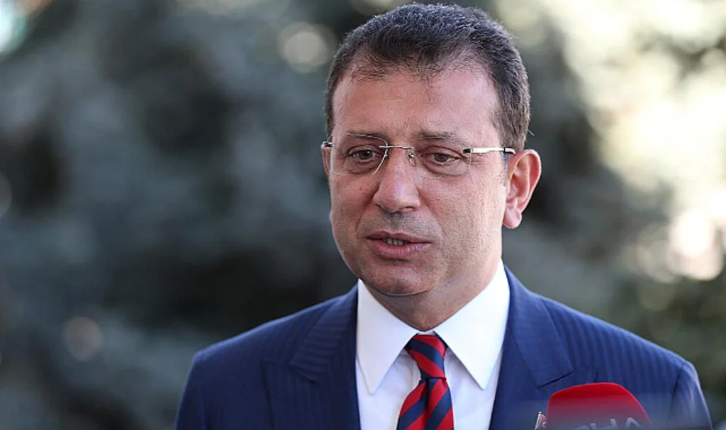 İBB Başkanı Ekrem İmamoğlu'ndan Instagram Erişim Engeline Tepki