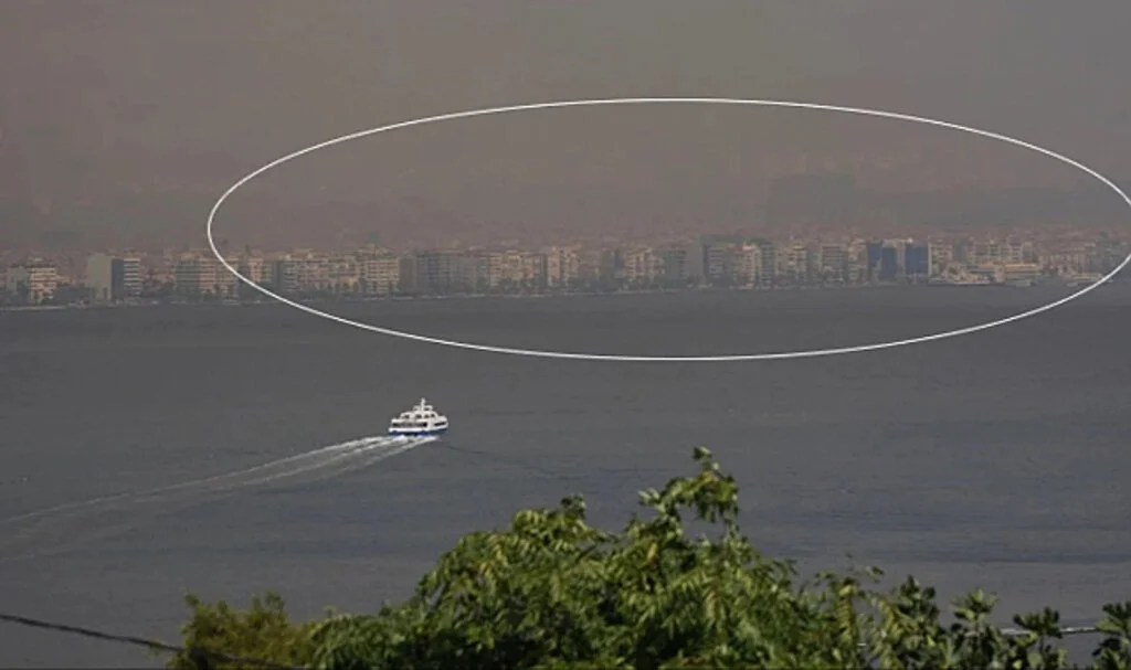 İzmir Yamanlar Dağı'ndaki Yangın Yerleşim Yerlerine Sıçradı: Tahliyeler Sürüyor