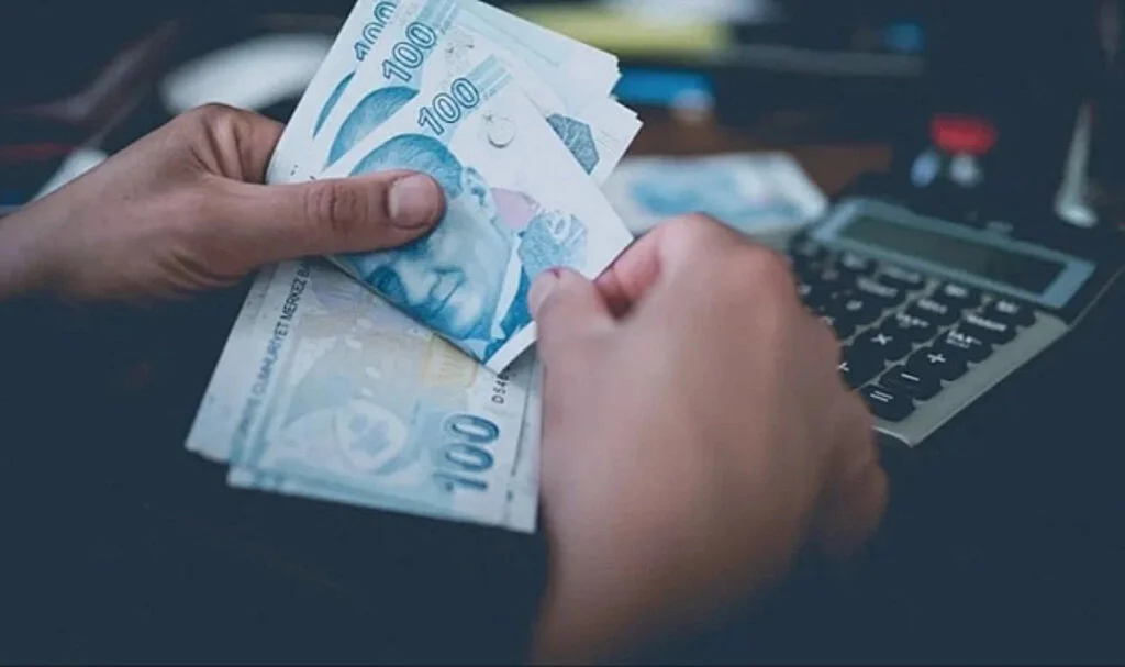 Merkez Bankası'ndan Kritik Enflasyon Tahmini: Emekli ve Memur Zammı Ne Kadar Olacak?