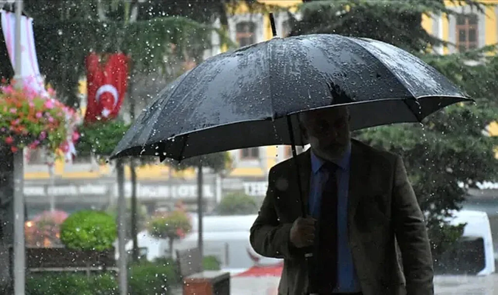 Meteoroloji'den 13 İle Sarı Kodlu Kuvvetli Yağış Uyarısı