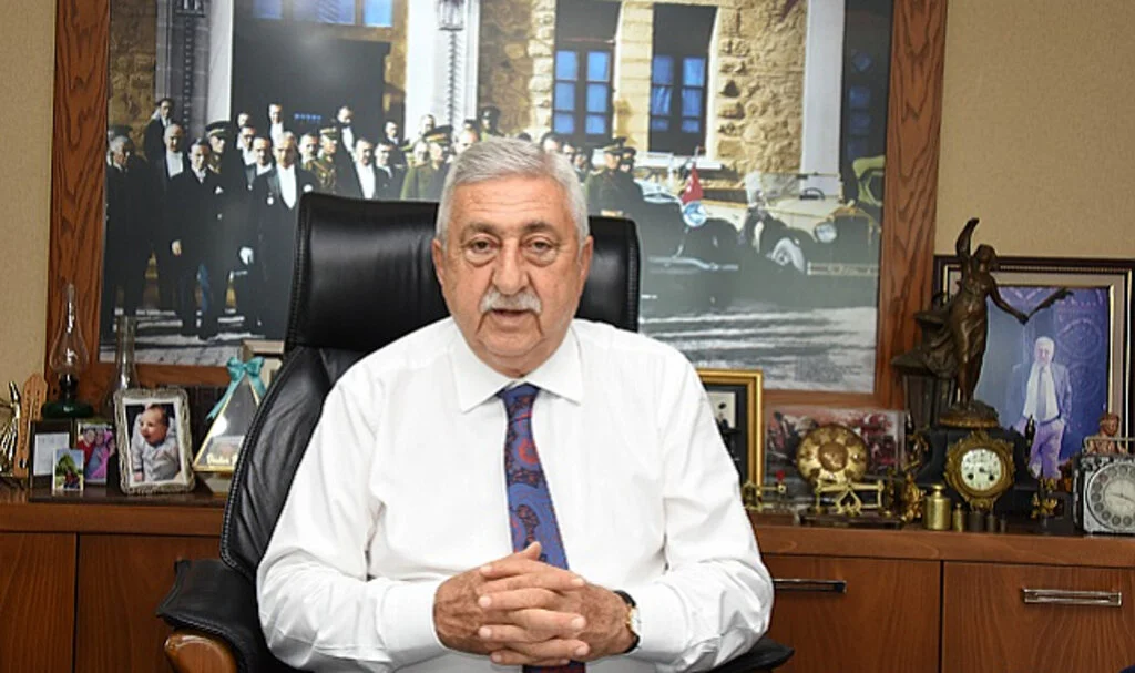Okul Kıyafetleri İçin Tek Mağaza Uygulaması Haksız Rekabet Yaratıyor