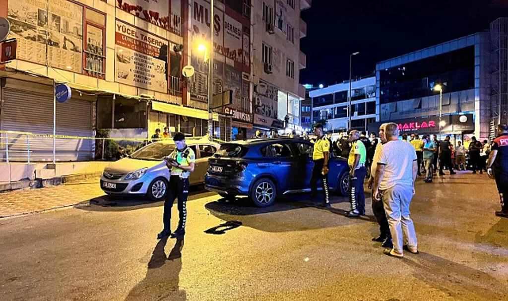 Otomobilin Çarptığı 3 Yaşındaki Çocuk Kurtarılamadı