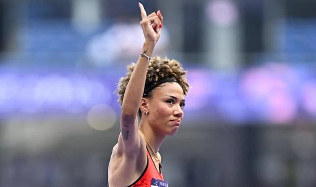 Paris 2024'te Buse Savaşkan Yüksek Atlama Finalinde