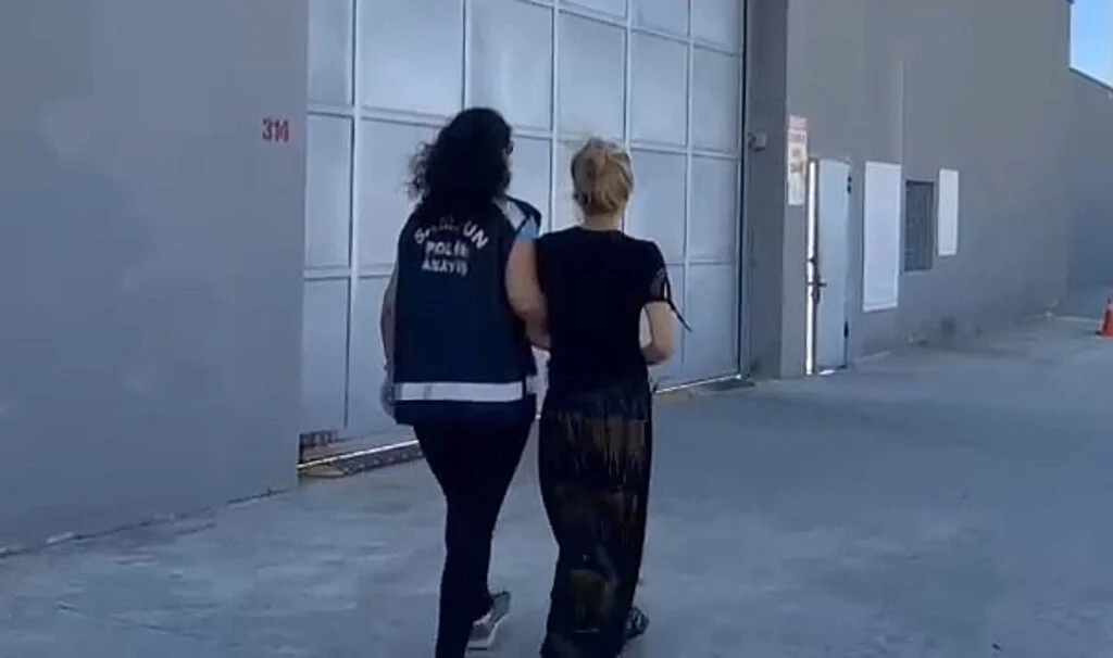 Samsun'da 30 Yıl Hapis Cezası Bulunan Kadın Yakalandı