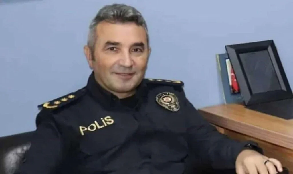Samsun'da Boğulma Tehlikesi Atlatan Emniyet Müdürü Yoğun Bakımdan Çıkarıldı