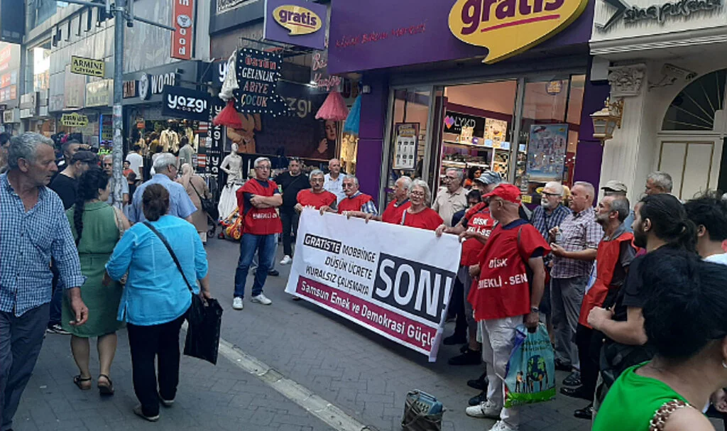 Samsun'da Gratis Çalışanlarının Sorunlarına Dikkat Çeken Eylem