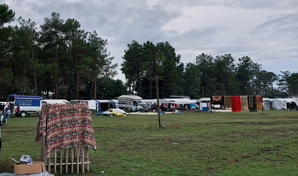 Terme'de Mevsimlik İşçilere Sağanak Darbesi! Çadırlar Sular Altında...