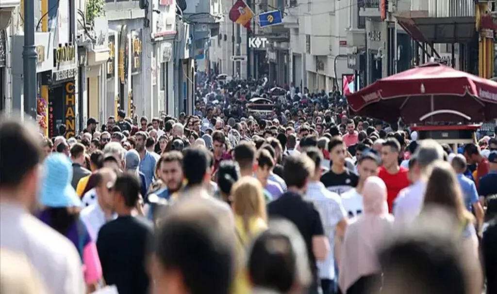 Türkiye'de Genç Nüfusta İşsizlik Artıyor: 3 Milyon Kişi İşsiz