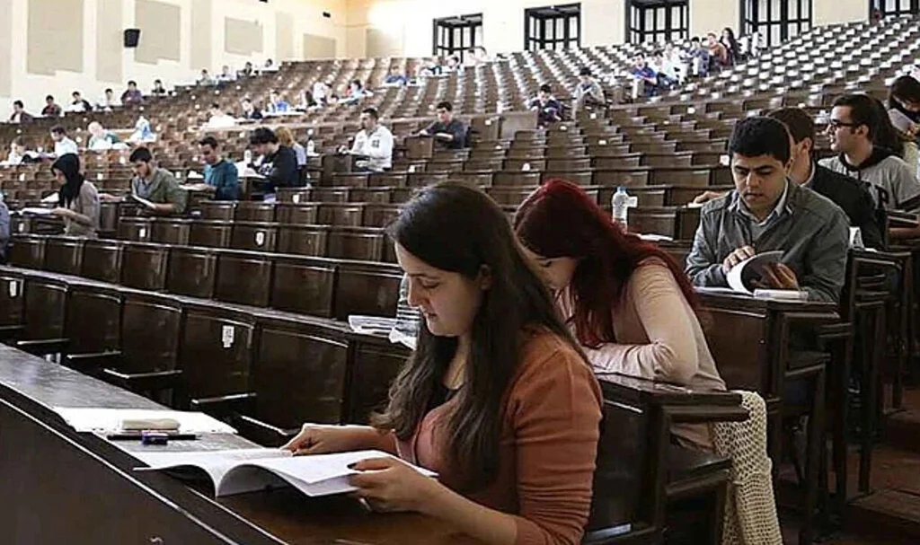 Üniversite Kayıtları Sona Eriyor
