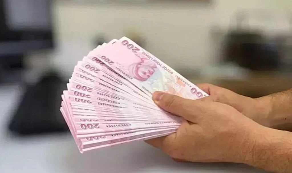 Uzman İsim Açıkladı! Asgari Ücret İçin Ek Zam Gelebilir