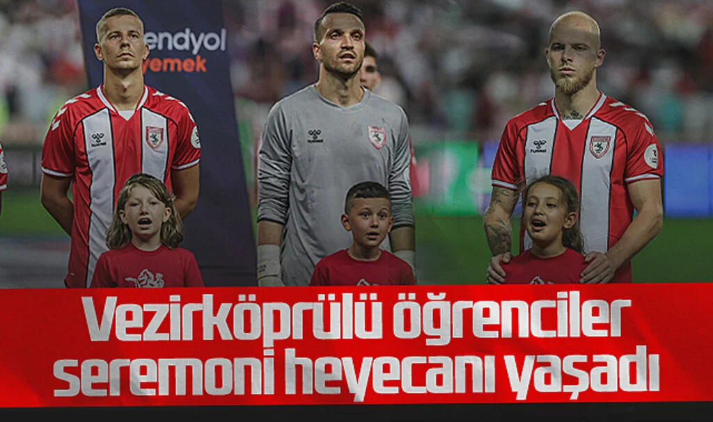 Vezirköprülü Öğrenciler Samsunspor-Beşiktaş Maçında Seremoni Heyecanı Yaşadı