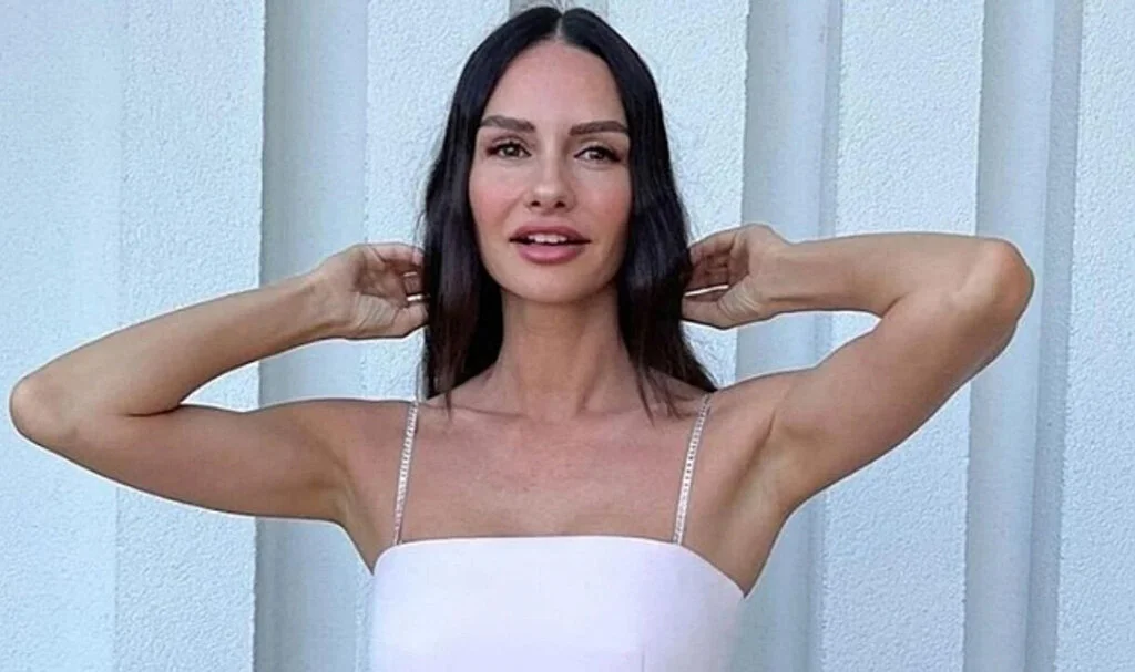 Yasemin Özilhan Lüks Teknesinden Paylaşım Yaptı
