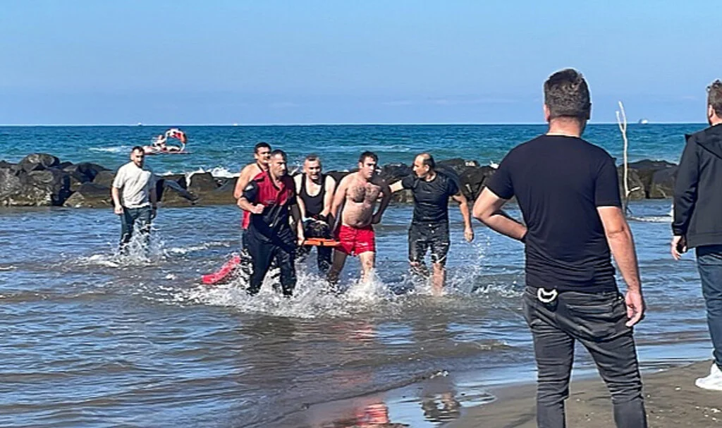 15 Yaşındaki Çocuk Boğulma Tehlikesi Geçirdi