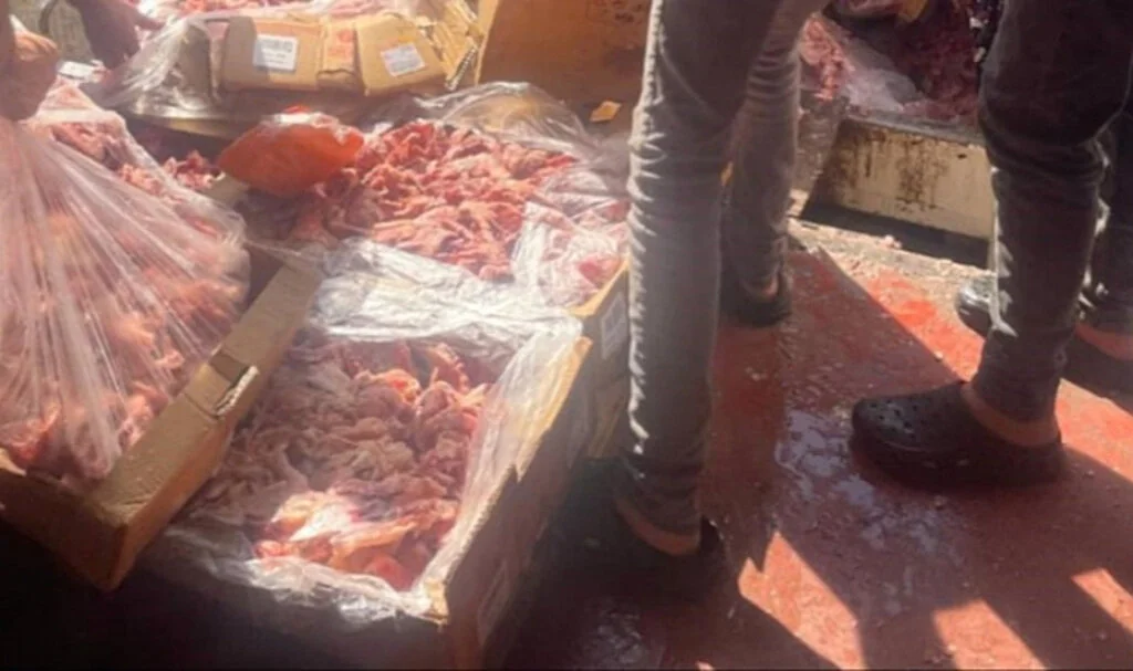 17 Ton Bozuk Tavuk Ele Geçirildi: İmha Edildi