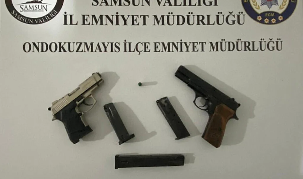 19 Mayıs'ta Narko Alan Uygulamasında Ruhsatsız Silah Ele Geçirildi