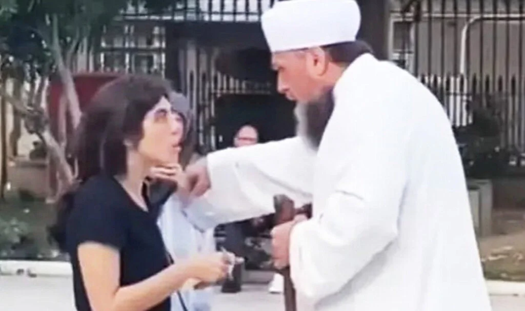 Ahu Tuğba'nın Cenazesinde Meriç Erkan'dan Açıklama