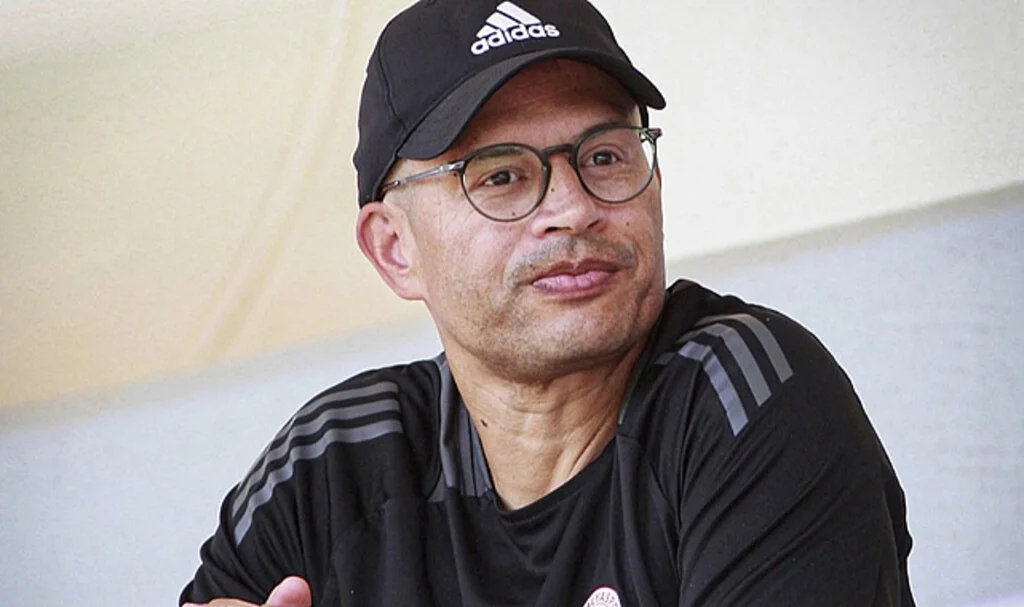 Alex de Souza'nın Antalyaspor'u Sahasında Bileği Bükülmüyor