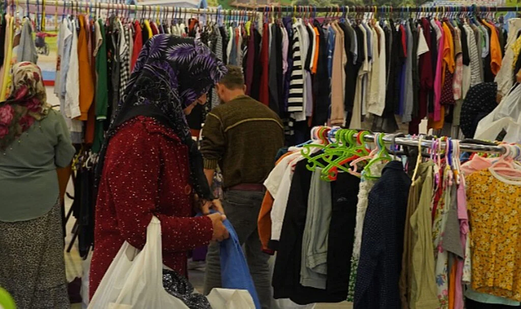 Atakum Belediyesi’nin Gezici Mağazası Taflan’da Yoğun İlgi Gördü