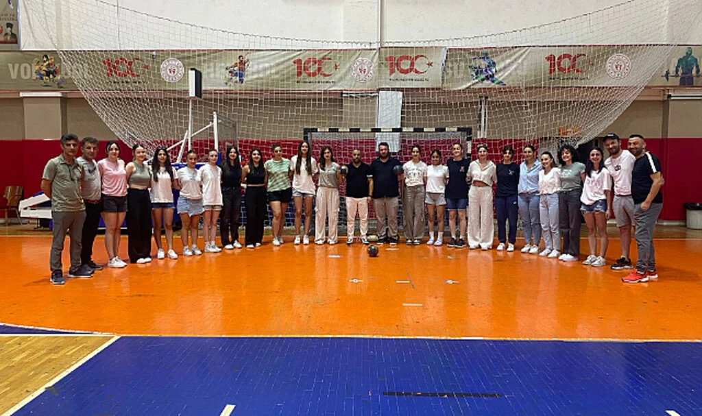  Atakum Belediyespor Sezona Mağlubiyetle Başladı