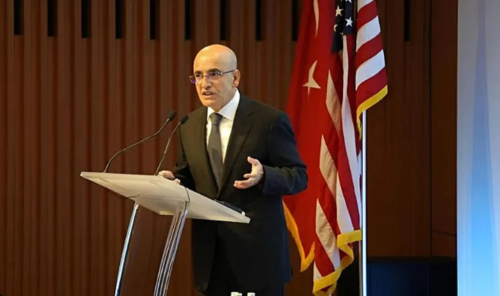 Bakan Şimşek’ten Yatırımcılara Güvence: "Yeni İlave Vergi Yok"