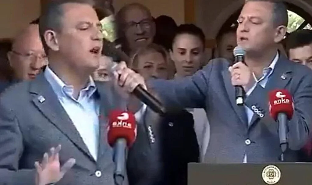 CHP Lideri Özgür Özel'den 'Mustafa Kemal'in Askerleriyiz' Tepkisi