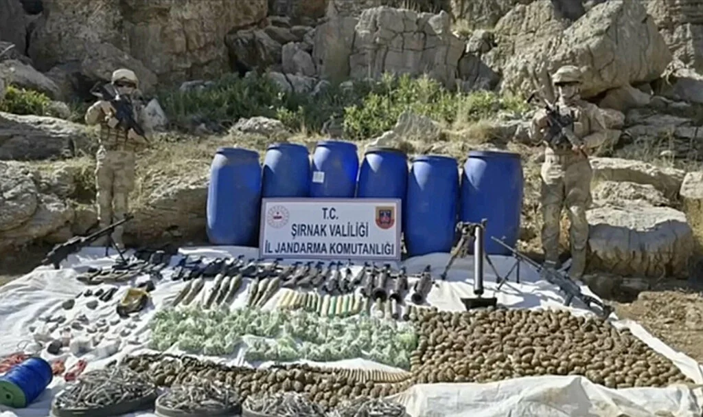 Cudi Dağı'nda "Gürz-12" Operasyonu: Terör Mağarası İmha Edildi