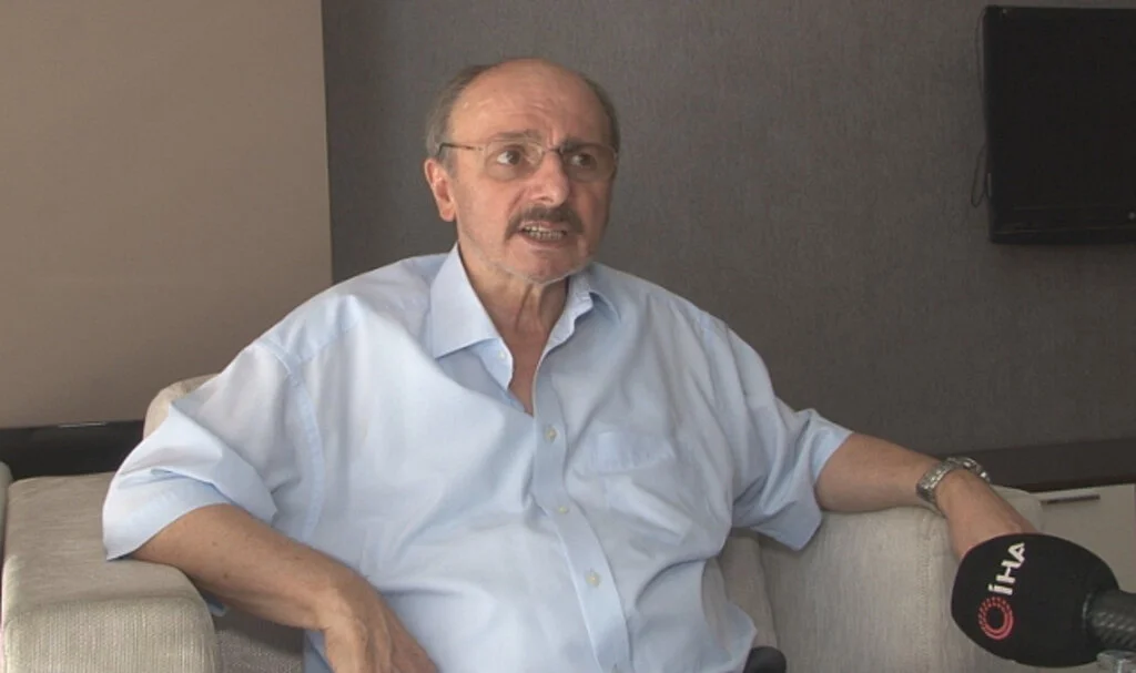 Erdem Şenocak 12 Eylül ve Cezaevi Günlerini Kitaplaştırdı