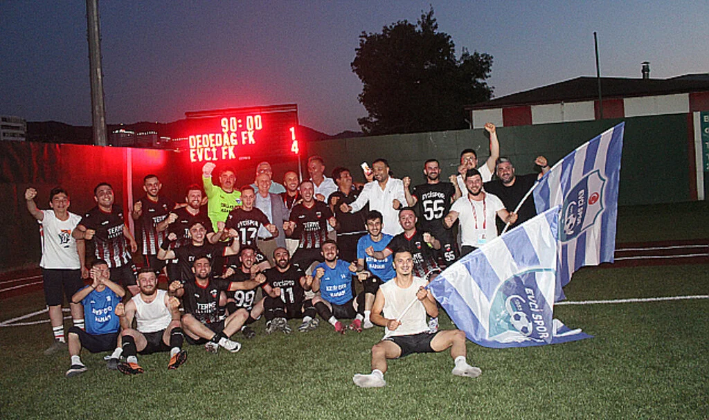 Evcispor'dan Şok Karar