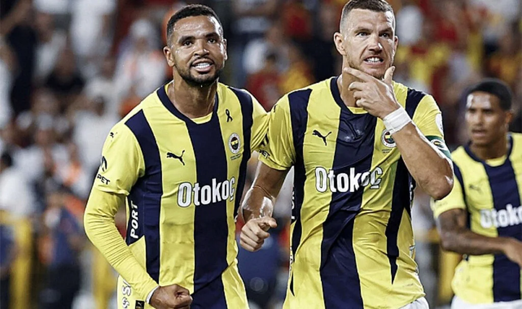 Fenerbahçe'de Mourinho, Dzeko ile En Nesyri Arasındaki Tercihini Yaptı