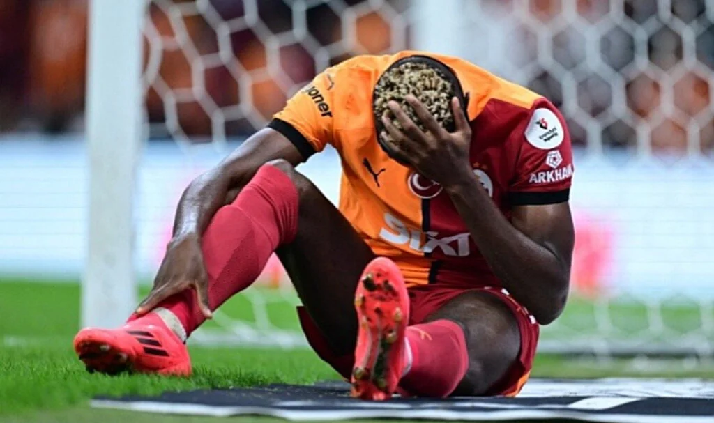 Galatasaray’da Osimhen Sakatlandı: Maça Devam Edemedi